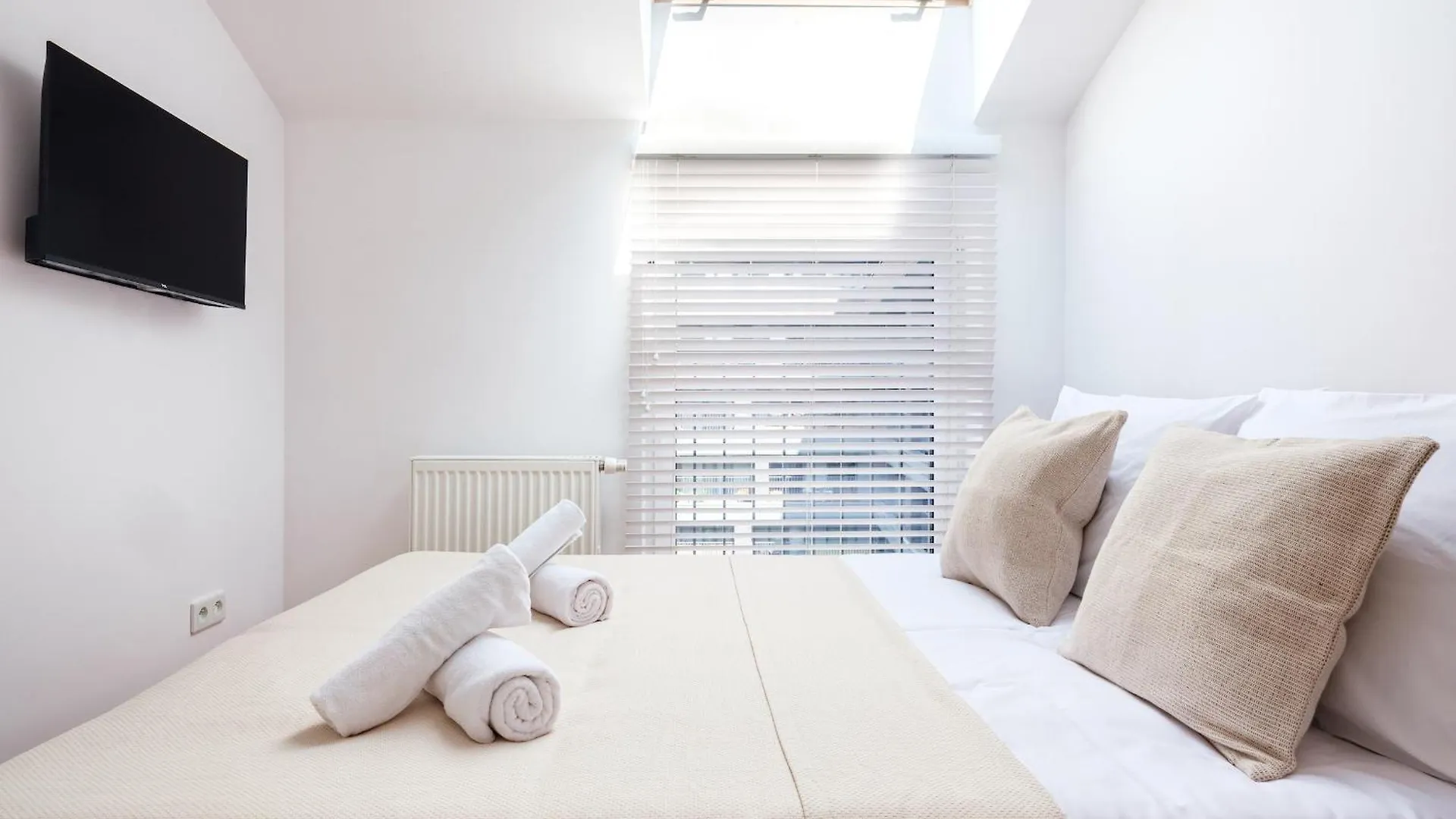Tyzenhauz Apartments Piwna Street Kraków Polska