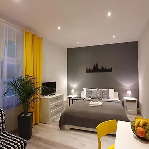 L-2 Center O&p Apartfamily Kraków